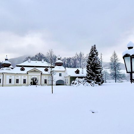 Hotel Kaštieľ Kubínyi - Adult friendly Dolny Kubin Exterior foto