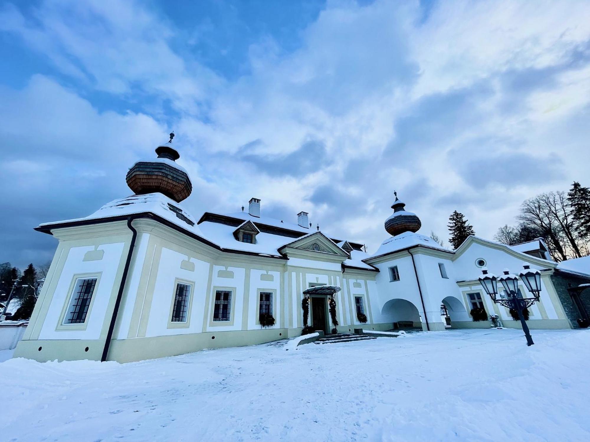 Hotel Kaštieľ Kubínyi - Adult friendly Dolny Kubin Exterior foto